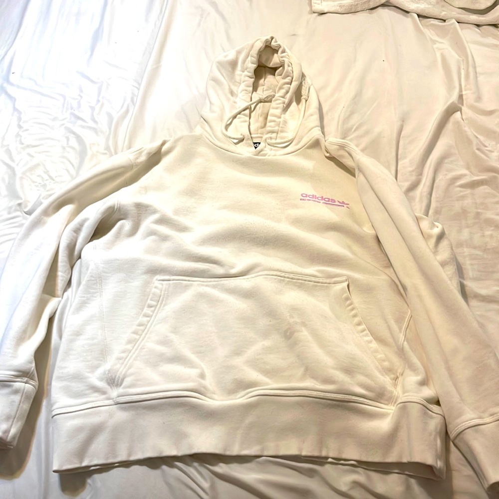 Mens Large Adidas’s pullover hoodie